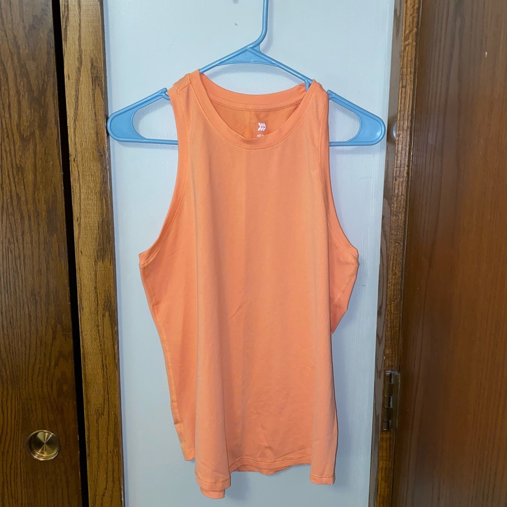 All in motion tank